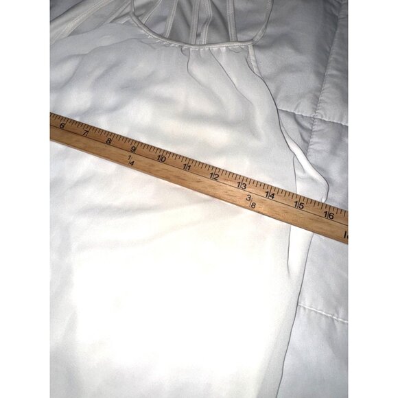 Express White Halter Tank Top With Pleated Front & Back Keyhole Detail - Lightwe - Picture 5 of 6